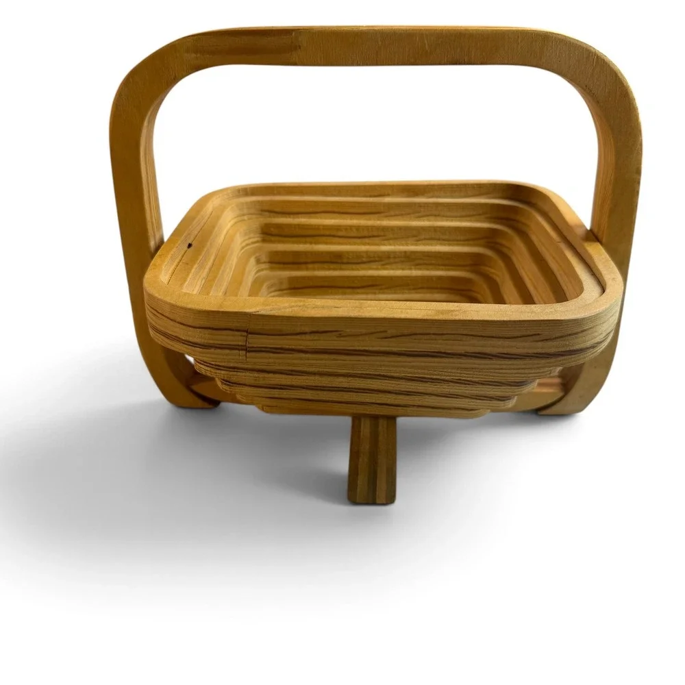 Vintage Lyle Handcrafted Collapsible Wooden Fruit Basket Spiral Cut Trivet Bowl